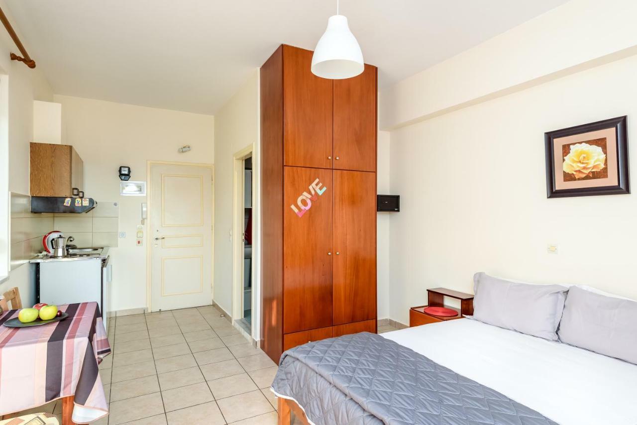 Golden Beach Hill Apartments Kato Daratso Exterior photo